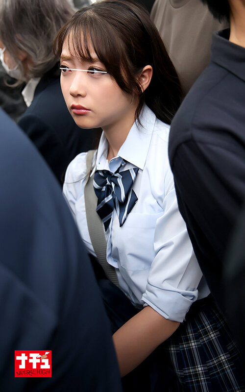 オルチャンメイク美少女羞恥3 抵抗しまくる生意気女子が泣きイキするまで弄りまわせ! 小柄女子 2枚目