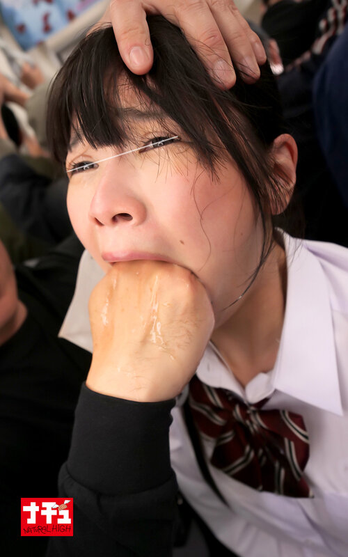 巨乳少女羞恥電車3 発育した胸を変態性癖で汚しまくれ！ 嗚咽イラマ関西娘 画像4