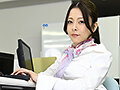 部下の女子社員のパンストパンチラが気になり残業中オフィスでパンスト破いてハメました 岬あずさ サンプル画像15