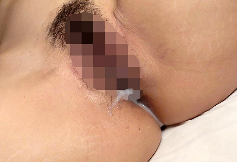 マン毛に絡みつく濃厚ザーメン!剛毛ま〇こ中出しセックス15連発ベスト! 画像14