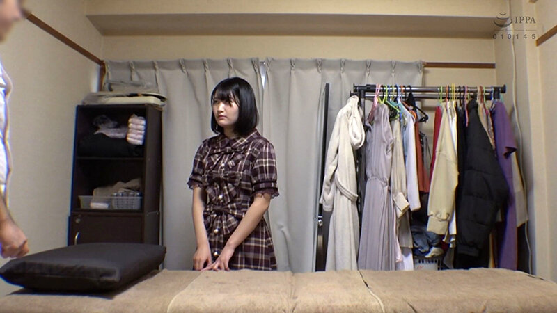 痴●盗撮＆中出し素人娘1980 媚薬オイルマッサージVol.66 超強力媚薬を配合したマッサージオイルを施術中に知らずに塗りこまれたオンナは、身体の火照りに驚き、チ〇ポを欲しがる自分に戸惑い、垂れ出したマン汁に恥ずかしがりながらも生ハメ中出しまで欲してしまう！ サンプル画像 8