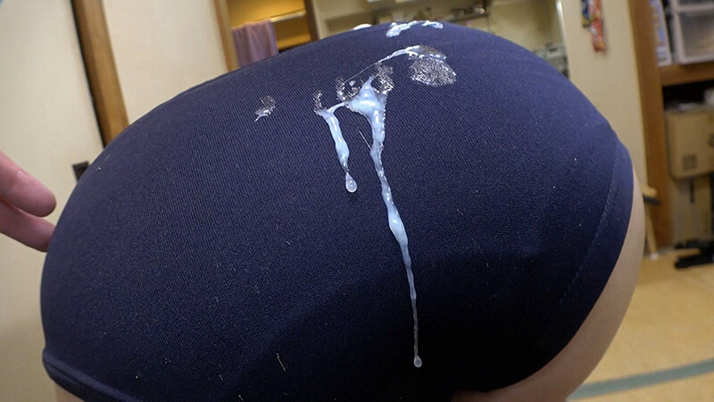 春原未来 ムチムチ美尻 神ブルマ 美少女やぽっちゃり娘らにピチピチブルマ＆体操着を着せ、ハミパン、ムレムレワレメを毛穴まで見えるほどの超ドアップ接写！さらに尻コキ、着衣お漏らし放尿やブルマぶっかけ等ブルマ好きに送る完全着衣フェチAV 画像4