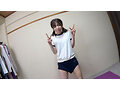 日向由奈 ムチムチ美尻 神ブルマ 美少女やぽっちゃり娘らにピチピチブルマ＆体操着を着せ、ハミパン、ムレムレワレメを毛穴まで見えるほどの超ドアップ接写！さらに尻コキ、着衣お漏らし放尿やブルマぶっかけ等ブルマ好きに送る完全着衣フェチAV