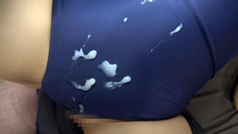 天乃のあ 濡れてテカってピッタリ密着 神スク水 可愛い女子のスクール水着姿をじっとりと堪能!着替え盗撮から始まり貧乳から巨乳にパイパン、ハミ毛、ジョリワキ等のフェチ接写やローションソーププレイやスク水ぶっかけ等を完全着衣で楽しむAV 画像20
