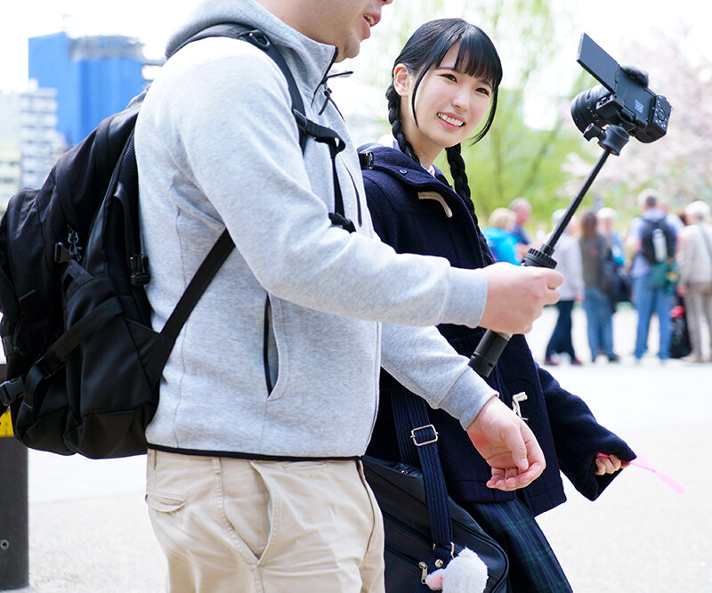 【ひよこファン感謝祭】もてない素人おじさんのがっつきキスに、たっぷり愛情で返してくれる美少女女子校生と自信取り戻しべろちゅうSEX - Image 8