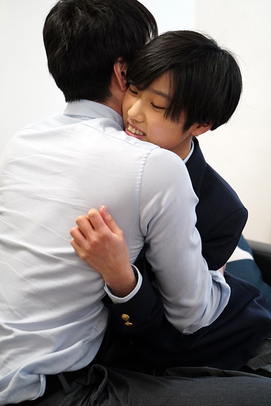 ボーイッシュ再び!(これぞ)天然早漏イクイク女子校生。〜ひよこ史上もっとも敏感なあの子が最後にもう一度だけ出演してくれました。巨根・ぶっかけ・イラマ・3Pで痙攣無限大にイキ狂う!!〜 あかり 画像2
