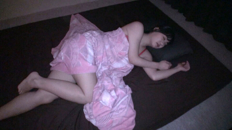 永澤ゆきの 暗闇でイタズラ中出し 画像1