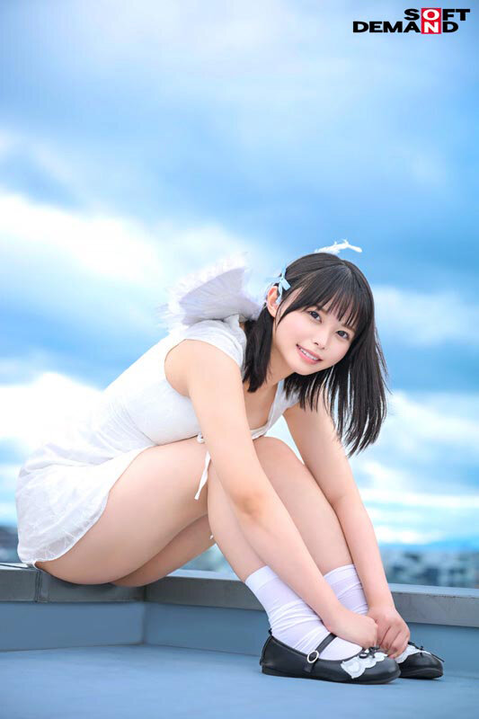 一度は妄想で侵したクラスメイト。名古屋育ち・Z世代の黒髪美少女 高星なぎさ 18歳AVデビュー 画像5