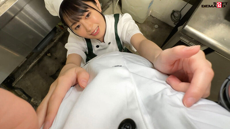 サンプル-乳首を育ててくれるバイトのパイセン15名