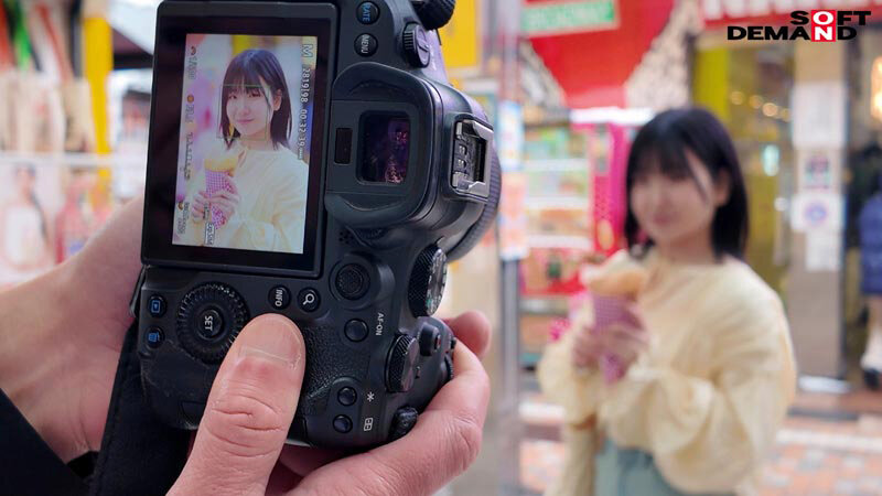 未だ恋も知らない処女 湯浅紬(20) クラスで唯一物怖じせずに話せる、化粧っ気のない二次元エロ好き女オタク。そんなあの娘が東京でAVデビュー 画像5