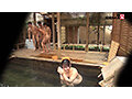 那須塩原温泉で見つけた巨乳女子大生の皆さん タオル一枚男湯入ってみませんか？ 初めて出会った「男性客に全身の湯しずくを舐め取ってもらう」編！ サンプル画像17