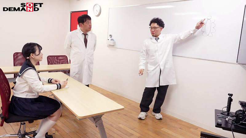 未だ恋も知らない処女 湯浅紬（20） クラスで唯一物怖じせずに話せる、化粧っ気のない二次元エロ好き女オタク。そんなあの娘が東京でAVデビュー サンプル画像 16