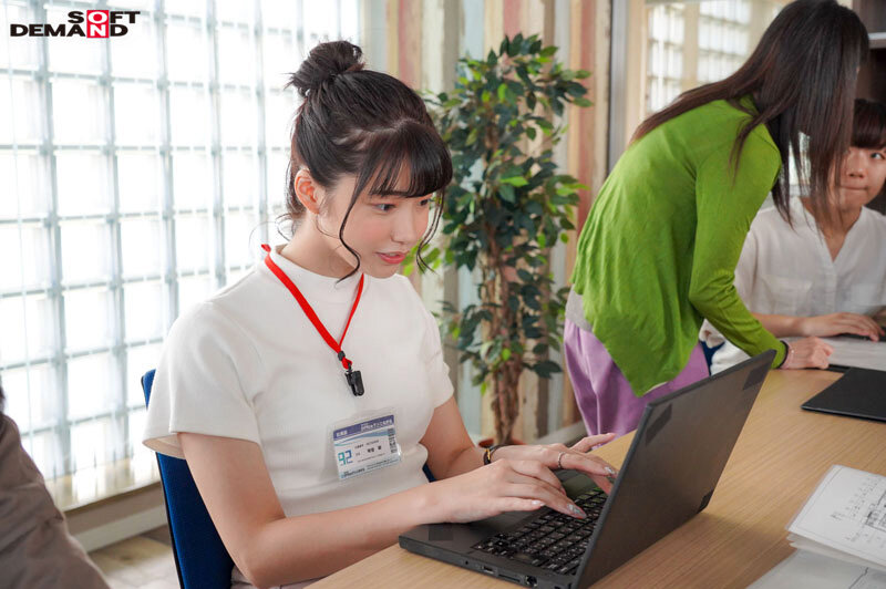 SDDE-715 第 10 部分 - 66 分钟