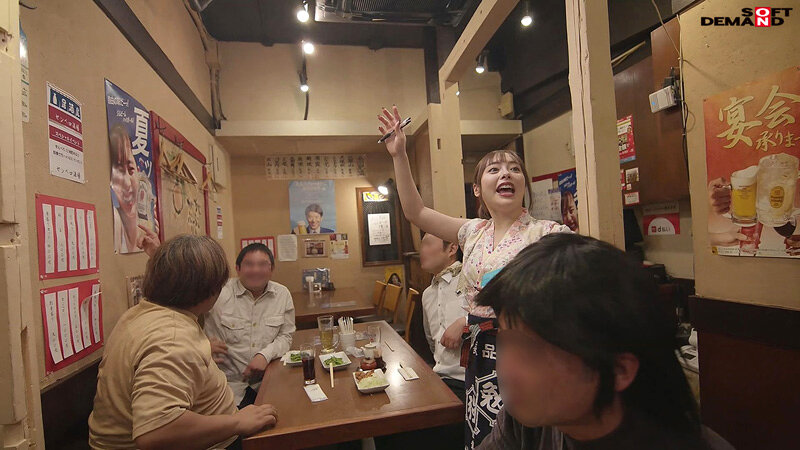 SDDE-721 screenshot 2 Get super licky for just 1,000 yen...? ! A close look at Sempero Tavern, which is famous for its fast, cheap, and instant nuki! SODstar×SENZ Yuna Ogura