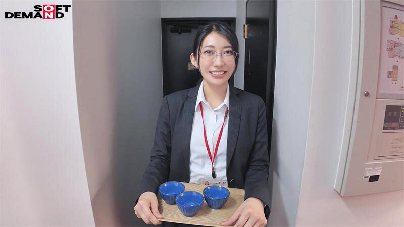 【特典版】秘書 守屋よしの 初AV出演 画像6