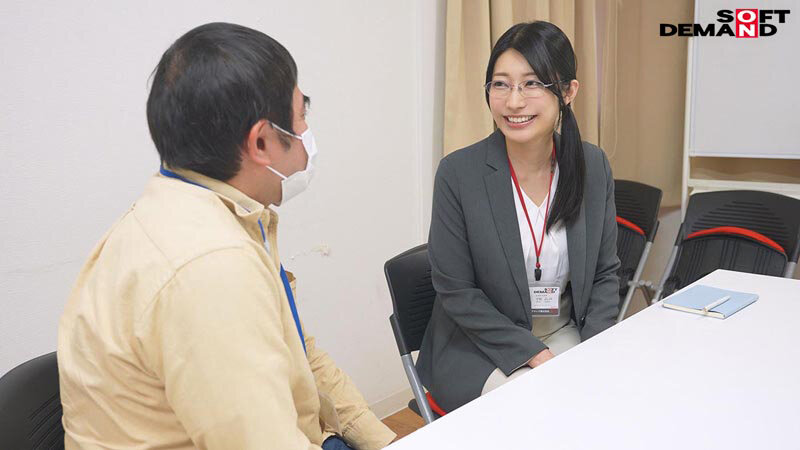 低身長の童貞くんを優しく筆おろしのはずが…実は絶倫プロ男優で止まらない激ピスに連続絶頂 秘書 守屋よしの 画像4