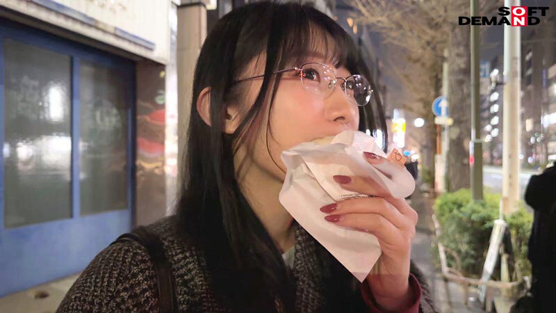 業務終わり、上司の送別会で宅飲み乱交、早漏イキする秘書 守屋よしの サンプル