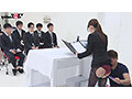 SOD女子社員人事部2年目与田ひかげが悶絶ガマン業務に挑戦！未来の後輩が見守る中で責められ会社説明会！ - サンプル 12