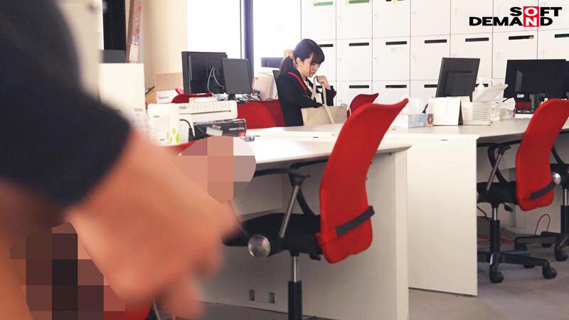 祝・就任!入社3年目大原真由香が‘すぐヤる課’1日限定出向!スケベなマ○コへいきなり突撃! 巨根チ○ポで仕事中即ハメ!3本番 画像5