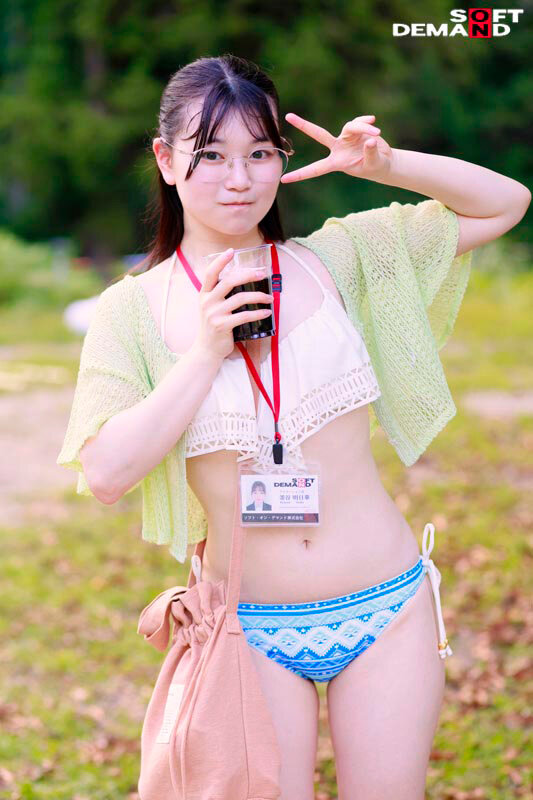 フリーのSOD女子社員と6人のガチ童貞。あの夏、イチバンときめいた筆おろし。 画像19