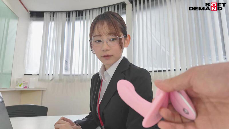 SOD女子社員人事部2年目与田ひかげが悶絶ガマン業務に挑戦！未来の後輩が見守る中で責められ会社説明会！ 画像2