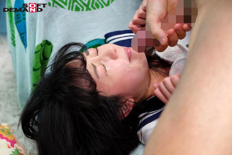 マジックミラー号 全国各地で見つけた本物芸能人級の素人娘にコスプレさせて、綺麗な顔を顔射で汚しちゃいましたSP 10人10本番! 画像7