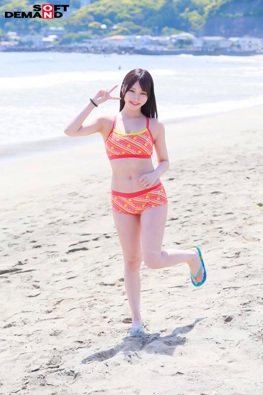 この夏っ！！！御宿のBeachでデビューするかも！？新人ライフセーバー限定海難救助セクハラ講習 夏休み前にどうしても資格が欲しい女子大生は多少Hな講習でも受け入れる！？ 濃厚キッス（人工呼吸）で快楽の海に溺れてしまった素人お嬢さん4名収録 画像12