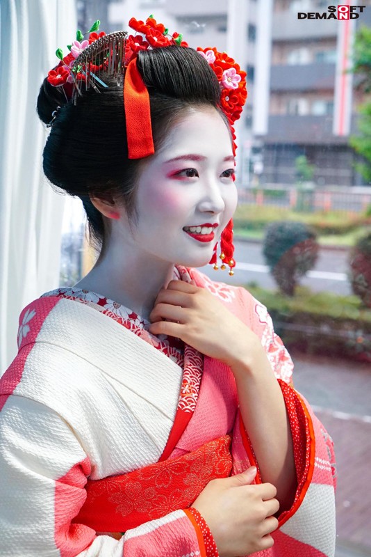 マジックミラー号 ドーランを赤く染めるほど恥ずかしがる芸妓さんと夢の野球拳SEX 画像4
