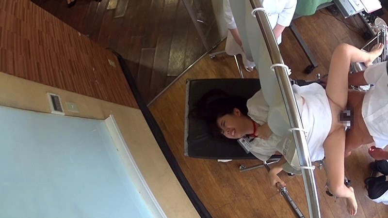 SDMU-126 第 17 部分 - 222 分钟