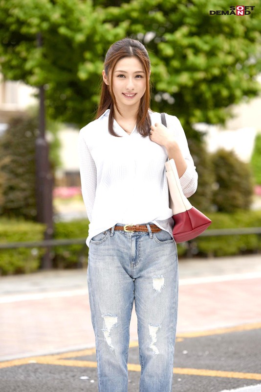 SDMU-877 第 4 部分 - 75 分钟