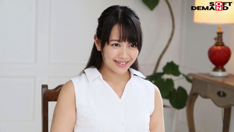 平凡な人妻がひた隠してきた超敏感な恥ずかしすぎるカラダ。 小日向まい 32歳 AV DEBUT