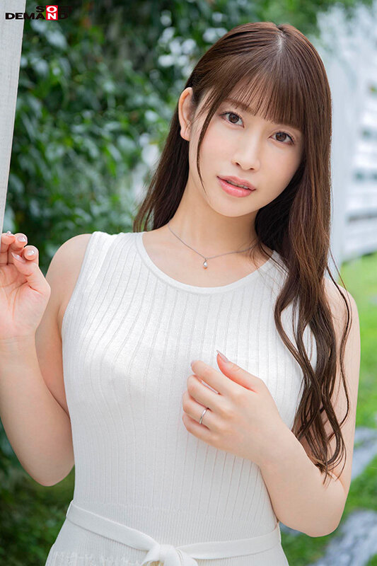 ついに現れた超大物─レーベル史上No.1の圧倒的美しさ 葉月涼子 32歳 AV DEBUT