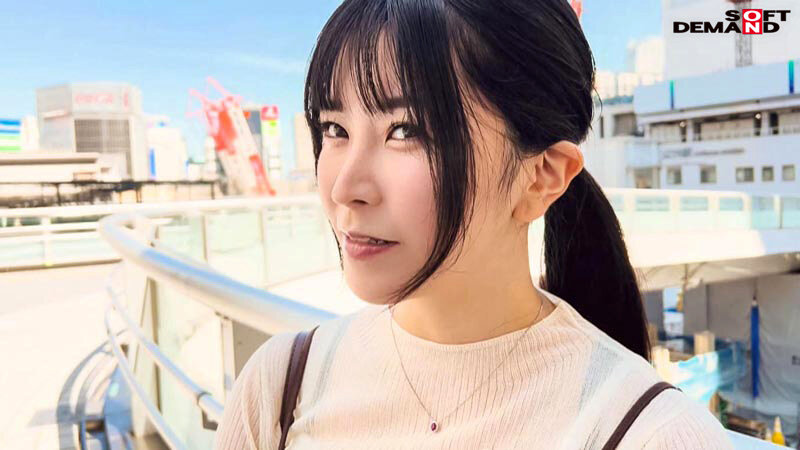 画像,杉山杏奈(すぎやまあんな) 結婚4年目の巨乳人妻 2024年4月AVデビュー 新人AV女優エロ画像まとめ。