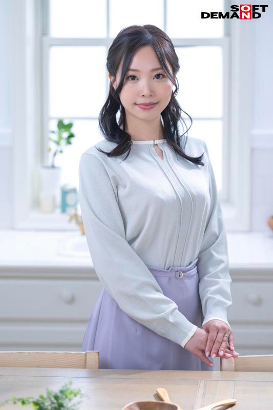 都内保険会社で働くFカップ若妻ファイナンシャルプランナー 三上咲 32歳 素人人妻がAV初出演 画像2