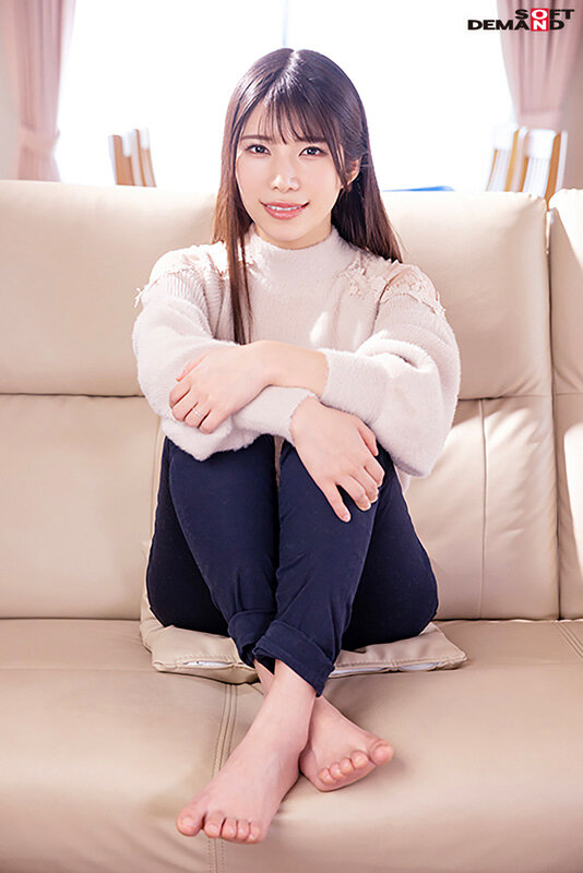 なんと恋愛経験ほぼなし!引っ込み思案な美人保育士さん 伊吹玲奈 28歳 第2章 人妻保育士さんの平日休みに自宅で撮影!旦那の帰宅ギリギリまで背徳セックスに溺れる 画像4
