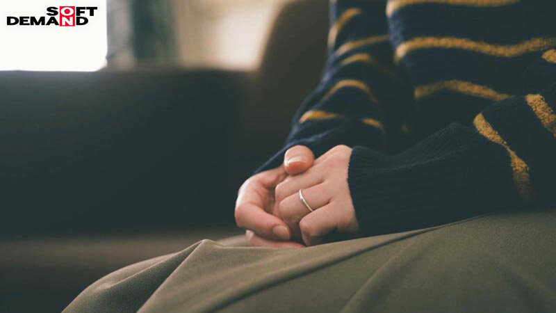 「人を喜ばせるのが好き」家庭に人生の大半を捧げてきたおっとりママ 野上しおり 36歳 最終章 ‘もっと膣内で感じたい’娘を身籠った以来旦那ともしていない人妻が他人ザーメンに溺れた生中出しの記録「避妊具なしのSEXは7年ぶりです」 画像6