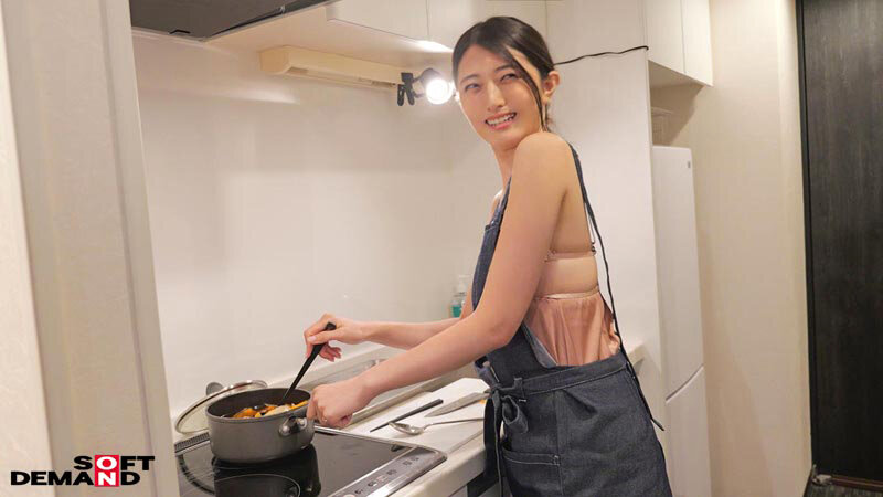 「人の役に立つことが大好き」こども食堂でボランティアに従事。料理が得意なお漏らし奥さん 足立美緒 30歳 AV DEBUT 画像12