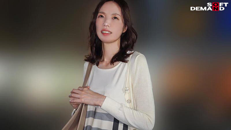 49歳 初めて開花する「女の悦び」女性用風俗で優しく愛撫されてイク 年下男子と性感開発 栗原早苗 画像12