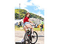 【SHIGEKI×SODSTAR】これが限界ギリギリ公然露出潮吹き 小倉由菜アクメ自転車がイクッ！【特典映像 ピストンバイブ証明写真付】 - 2