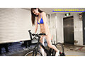 人気G・Hカップの巨乳女優が挑戦！オシッコ我慢潮吹きアクメ自転車がイクッ！綾瀬こころ 水原みその サンプル画像7