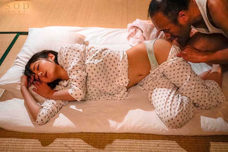 田舎に帰省した美少女が粘着オヤジに犯●れ続けたある夏の日 青空ひかり 画像19