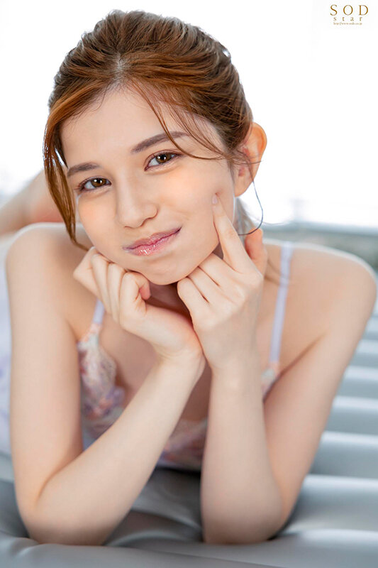 10発の精子ぜ〜んぶぶっかけ!ず〜っと笑顔でしゃぶってくれるフェラチオ天使 ローレン花恋 画像20