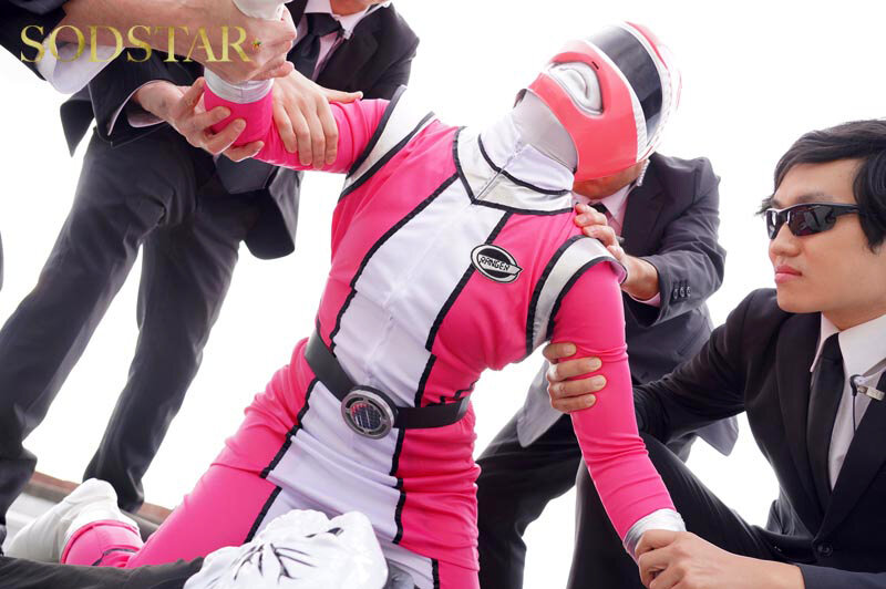 【特典版】【機密情報File】ピンクレンジャー戦闘後の解放SEX 闘争本能の余韻で戦い後の性欲は極限まで高まり絶倫になっていた MINAMO 画像3