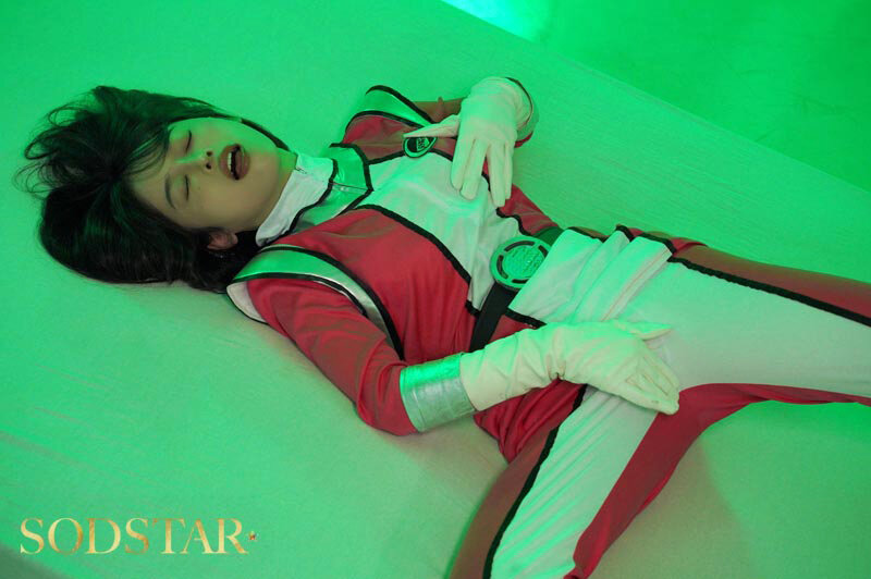 【特典版】【機密情報File】ピンクレンジャー戦闘後の解放SEX 闘争本能の余韻で戦い後の性欲は極限まで高まり絶倫になっていた MINAMO 画像4