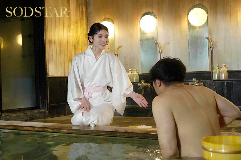 温泉旅行中の単独客やカップル 夫婦の男性を誘惑 館内で寝取りセックスをくり返す淫乱美人な若女将 本庄鈴 サンプル画像