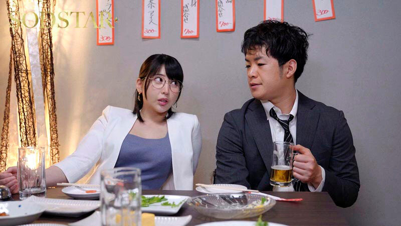クールな外見で常にしごできオーラを放っている夏目部長 いざ下についてみるとポンコツ判明 仕事はぜんぶボクに丸投げだけど 残業後は飲みに連れてってくれ自宅で生マンまでさせてくれる とっても優しいクーデレ女上司 夏目響 3枚目