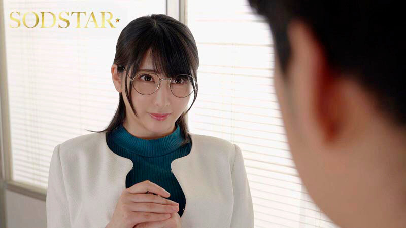 クールな外見で常にしごできオーラを放っている夏目部長 いざ下についてみるとポンコツ判明 仕事はぜんぶボクに丸投げだけど 残業後は飲みに連れてってくれ自宅で生マンまでさせてくれる とっても優しいクーデレ女上司 夏目響 7枚目
