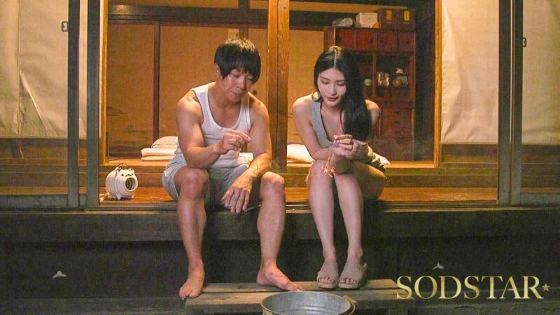 3日後にウェディングドレスを着る従姉 婚前最後の帰省中貸したままだった僕のタンクトップを着ている姿に15年募らせていた欲望が暴発した2日間 本庄鈴 画像11