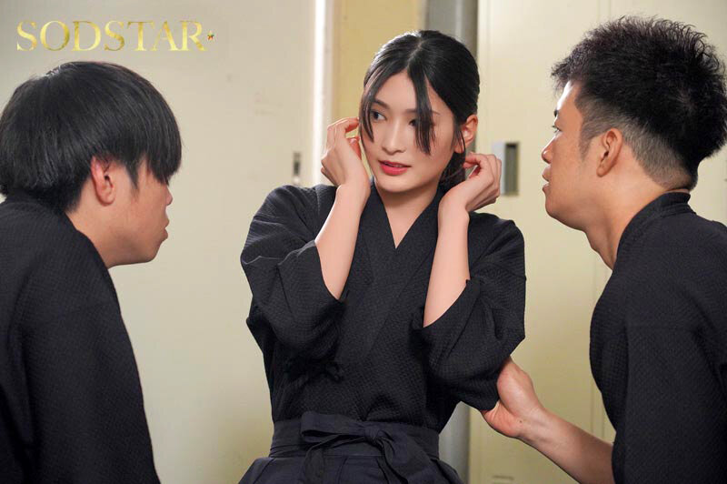 無表情な剣道の女師範 その凛とした佇まいからは想像出来ないほど弟子たちに甘く’チン媚び’目線で何度でもヌイてくれる 本庄鈴 画像8