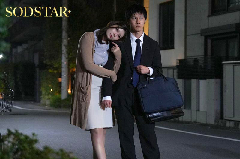 会社では性格がキツすぎるパワハラ女上司に飲みに誘われて、愚痴を聞いたらまさかの豹変！甘々メンヘラで立場逆転して、何度もおねだり中出しセックス 神木麗 画像4